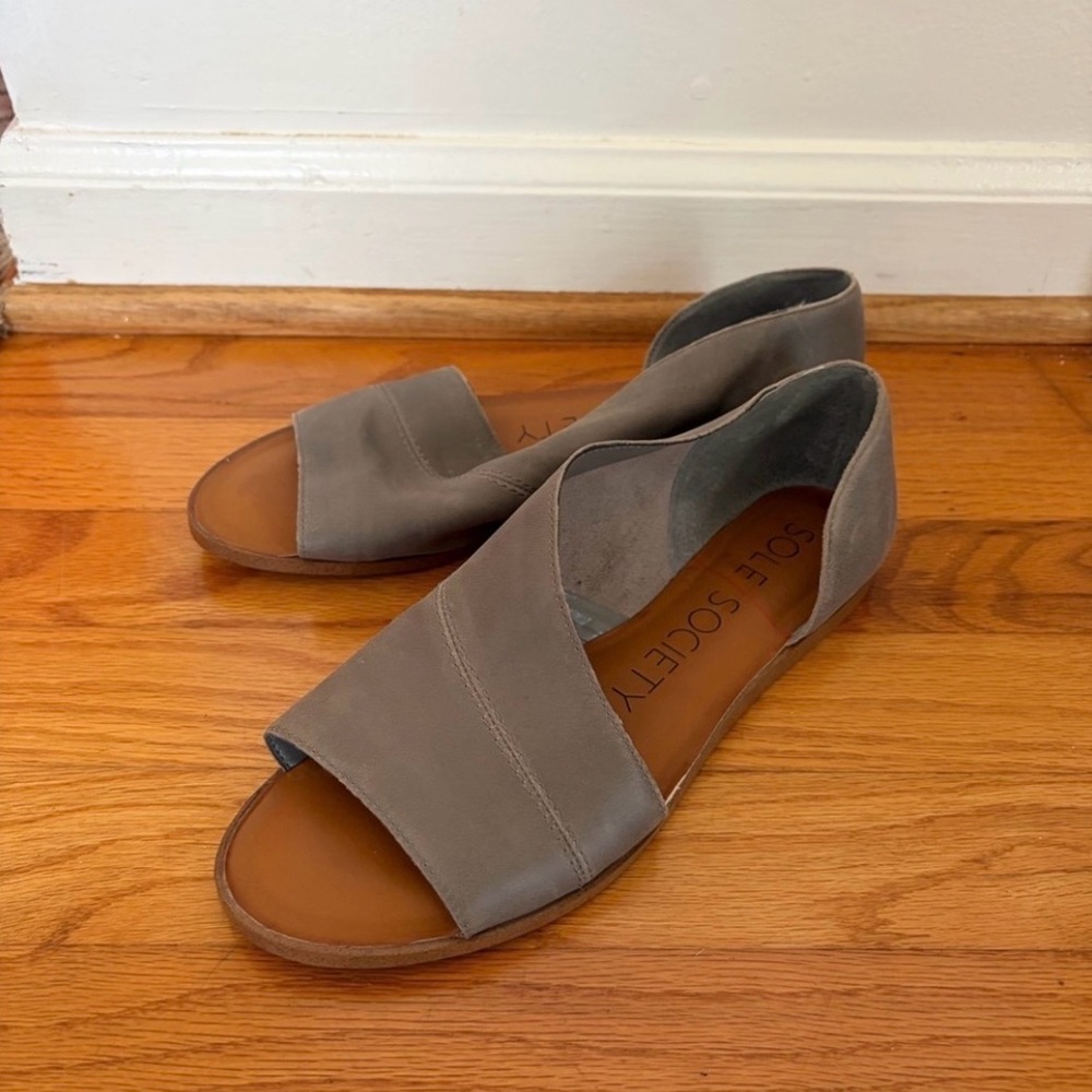 Sole Society Taupe Open-Toe Flat Sandals